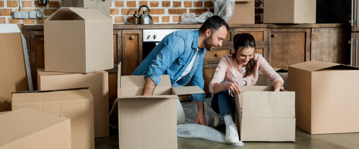 What to Watch Out for When Hiring Movers?